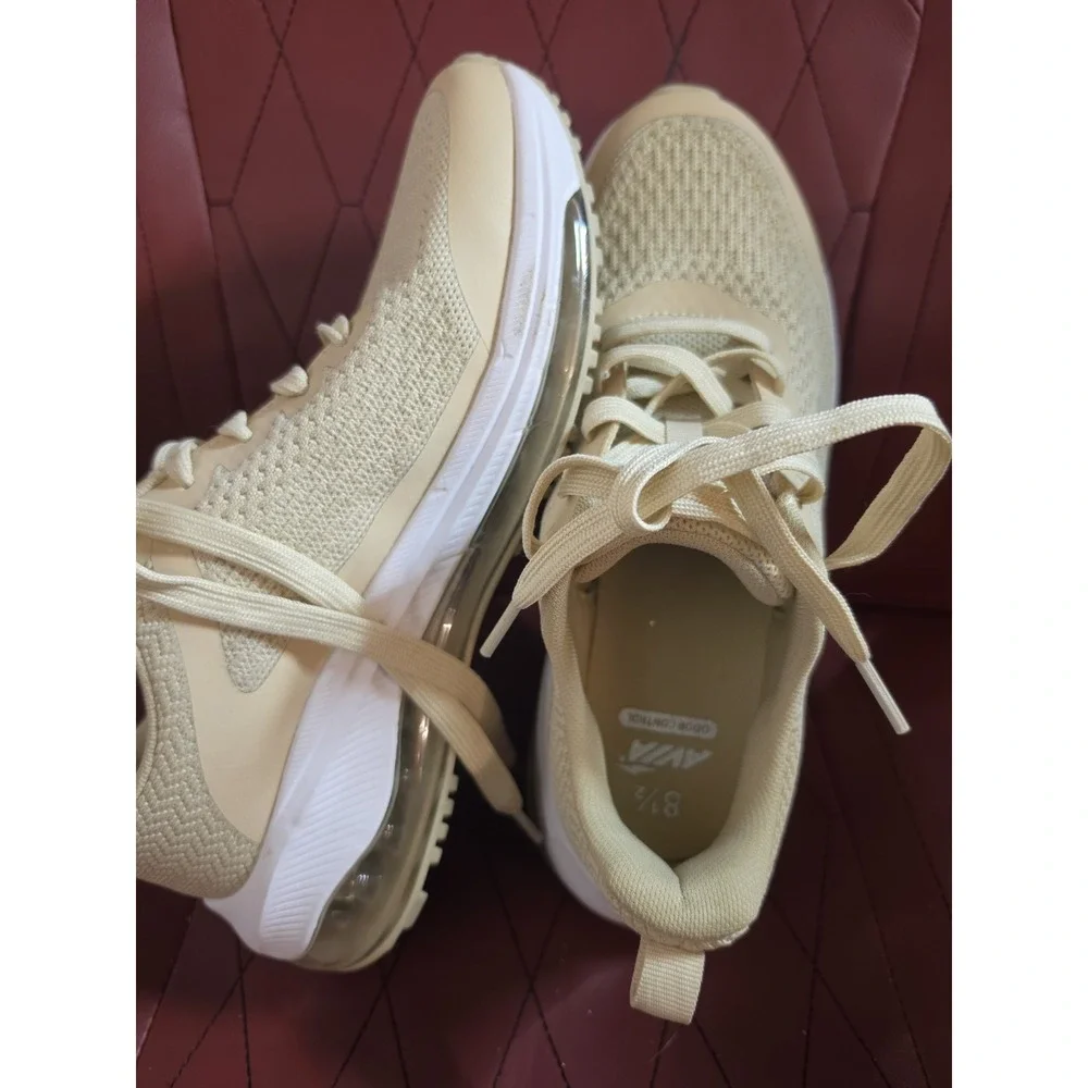 Avia women o2